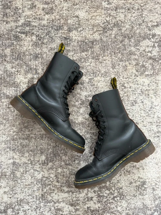 Dr Martens 1490 Made in England Black Leather Boots | UK 5 / US 7 | Vintage - Picture 3 of 11